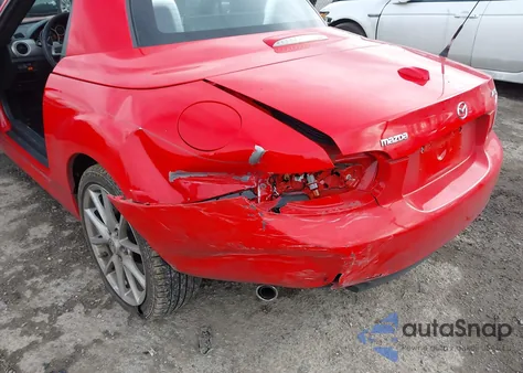 2010 Mazda Mx-5 Miata Grand Touring z USA, uszkodzony, nr VIN JM1NC2FF6A0205215